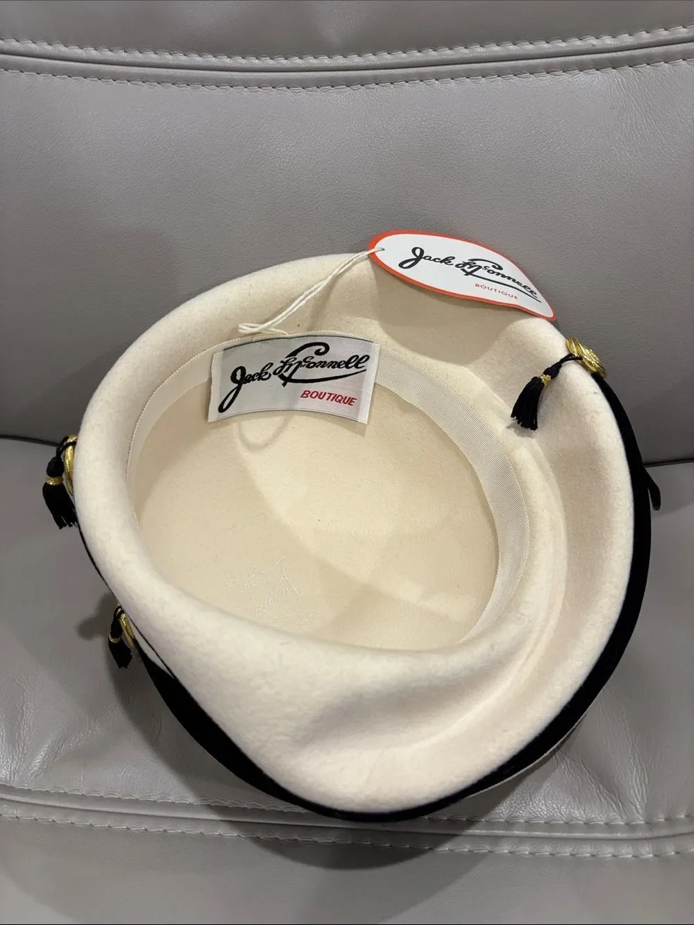 Jack McConnell Boutique Cream and Black Vintage Pillbox Hat